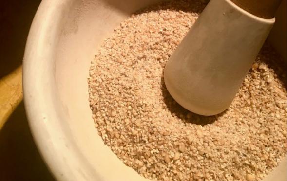 تفاوت روکش سوخاری و آرد سوخاری در چیست؟